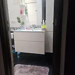 Apartamento Compartilhado *